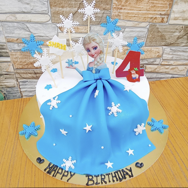 The "Frozen" Snowflake Gown Cake The "Frozen" Snowflake Gown Cake