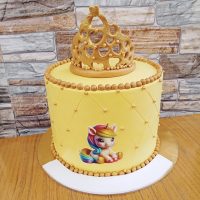 Golden Unicorn Princess Cake