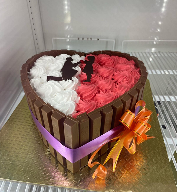 Sweetheart Chocolate Delight Cake